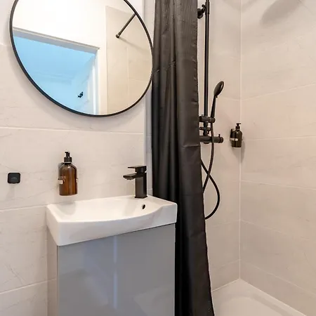 Petsch - W Sercu Cieplic - By Space Apart Jelenia Góra